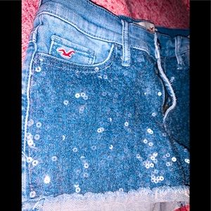 Hollister jean shorts size 1
